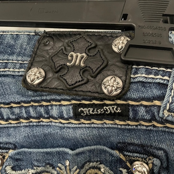 Miss Me Girls Medium Dark Wash Mid Rise Embellished Bootcut Jeans Size 12 - Picture 6 of 9